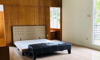 DIJUAL RUMAH / TOWNHOUSE MODERN di Jl BANGKA, KEMANG dkt MAMPANG