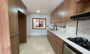 casa en arriendo en santa maria. Cod A60097