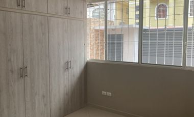 Alquiler hermoso departamento en planta baja 3 dormitorios 3 baños - Kennedy Norte por la ganga (J Luna)