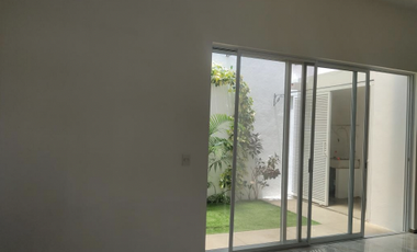 SE RENTA CASA EN EL CAMPESTRE EN COTO SENECA A 5 MIN DEL TECNOLOGY PARK