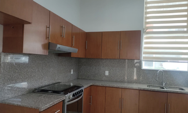 SE RENTA CASA EN EL CAMPESTRE EN COTO SENECA A 5 MIN DEL TECNOLOGY PARK