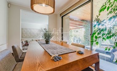Casa en venta de 5 dorm. en Lo Barnechea