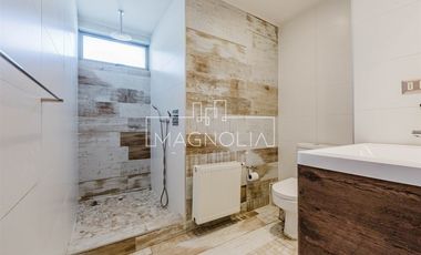 Casa en venta de 5 dorm. en Lo Barnechea