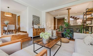 Casa en venta de 5 dorm. en Lo Barnechea