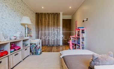 Casa en venta de 5 dorm. en Lo Barnechea