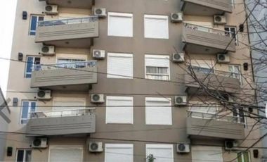 HERMOSO DPTO EN VENTA 2 AMBIENTES CON COCHERA, V. BALLESTER CENTRO