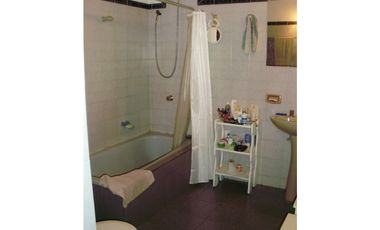 Vivienda Familiar + Local Comercial- Wanda-Mnes