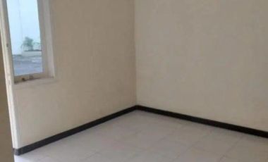 Rumah Kutisari STRATEGIS hadap timur