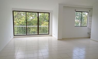 apartamento en arriendo en popular modelo. Cod A2209