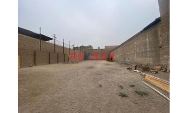 Se vende terreno Comercial - Industrial en SMP, a pocos metros del cruce de Av Panamericana norte con Trapiche

Caracteristicas:

Área terreno: 1,