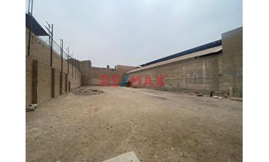 Se vende terreno Comercial - Industrial en SMP, a pocos metros del cruce de Av Panamericana norte con Trapiche

Caracteristicas:

Área terreno: 1,
