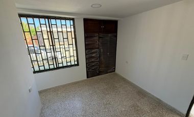 casa en arriendo en loma de oro. Cod A27936
