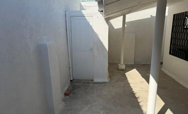 casa en arriendo en loma de oro. Cod A27936