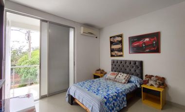 casa en venta en la floresta. Cod V9164