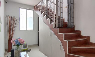 casa en venta en la floresta. Cod V9164