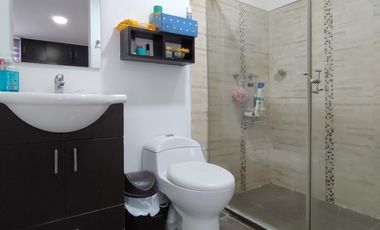 casa en venta en la floresta. Cod V9164