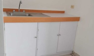 Oficina en planta baja, con vista a la calle y 4 privados sobre la Av. Bolívar