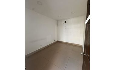 Alquilo Extraordinario Local ideal para clínicas, estéticas o spa