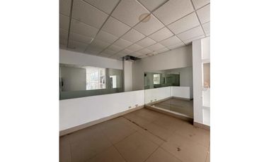 Alquilo Extraordinario Local ideal para clínicas, estéticas o spa