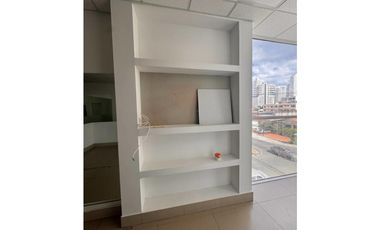 Alquilo Extraordinario Local ideal para clínicas, estéticas o spa