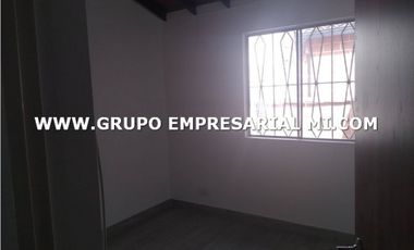 Casa Unifamiliar En Venta - Sector Loma Del Barro, Envigado Cod: 26683