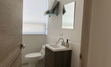 RENTA CONSULTORIOS $10,000 con mto. TORRES MEDICAS ZONA ANGELOPOLIS