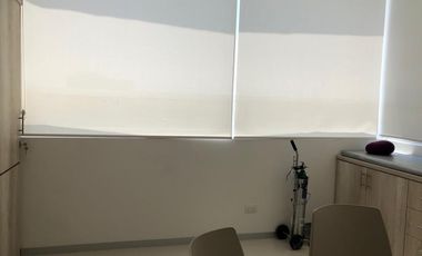 RENTA CONSULTORIOS $10,000 con mto. TORRES MEDICAS ZONA ANGELOPOLIS