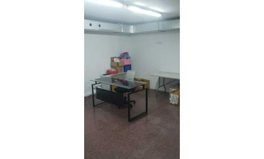 Se alquila Local en Supercentro Los Pueblos de 369 mts $6500