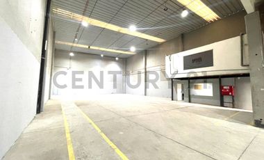 VENDO BODEGA Y ALMACENAJE A SOLO DOS CUADRAS DE OUTLET QUILICURA