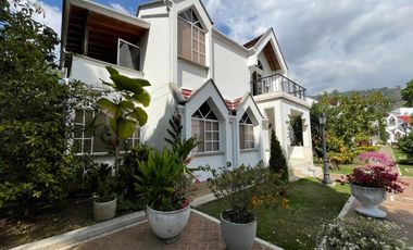 Venta de Casa en Bucaramanga - Lagos del Cacique. Cod V6236