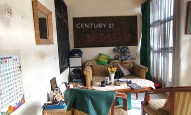 Rumah Vintage Di Sektor 2 Bintaro 9440
