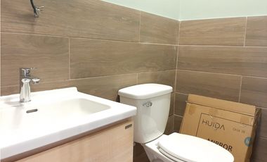 ALQUILER OFICINA AMOBLADA COSTA DEL ESTE  122M2 ESTRENAR MTTO INCLUIDO