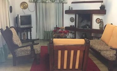 Excelente propiedad con piscina