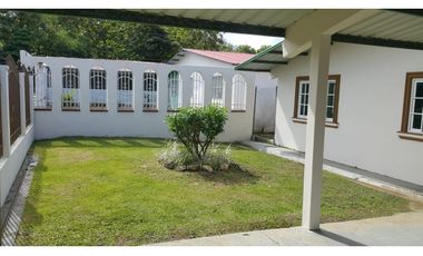 ALQUILER CASA VACIA LAS CUMBRES