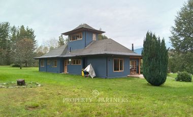 Casa en precioso terreno a 16 km de Panguipulli
