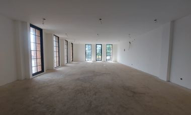 Gedung Baru 4 Lantai Cocok Untuk Kantor, Wellness, Klinik, Restaurant atau Sarana Pendidikan di Krukut Limo Cinere