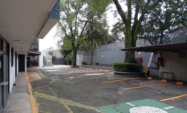 VENTA Amplia bodega con Oficinas