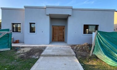 VENTA 4 AMB - PILAR DEL ESTE - SAN RAMON