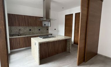 CASA MP EN PRIVADA SAN ANGEL IV
