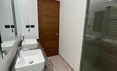 CASA MP EN PRIVADA SAN ANGEL IV