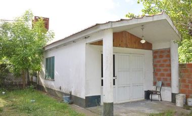 CASA CON PARQUE