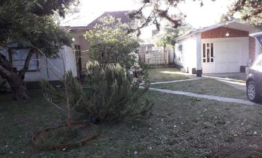 CASA CON PARQUE