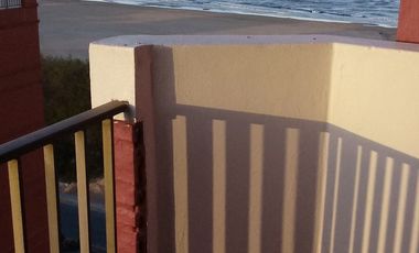 MUY BUEN DEPARTAMENTO: A SOLO 30 mts DEL MAR