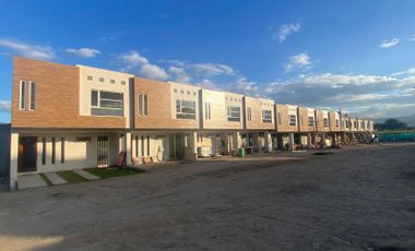 Casas VIP de Venta en Llano Grande/ Sector Las 4 esquinas