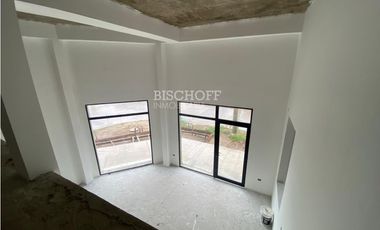 VENTA DE LOCALES COMERCIALES EN G. J. MADARIAGA, EXCELENTE UBICACION