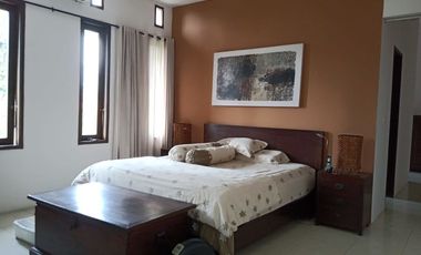Disewakan Rumah Cipete Selatan Ada Pool