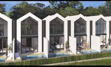 AMAZING BEVERLY TYPE VILLAS WITH YOUR OWN PRIVATE POOL OVERLOOKING TAAL LAKE!