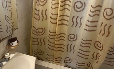 Casa en venta con dos viviendas, sobre lote de 10 x 16.