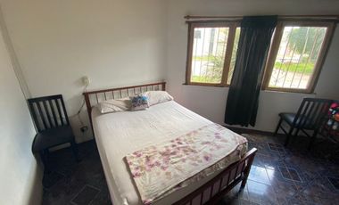 Casa en venta con dos viviendas, sobre lote de 10 x 16.
