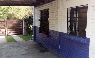 CASA / Merlo SAN LUIS .- A pocas cuadras de la terminal.